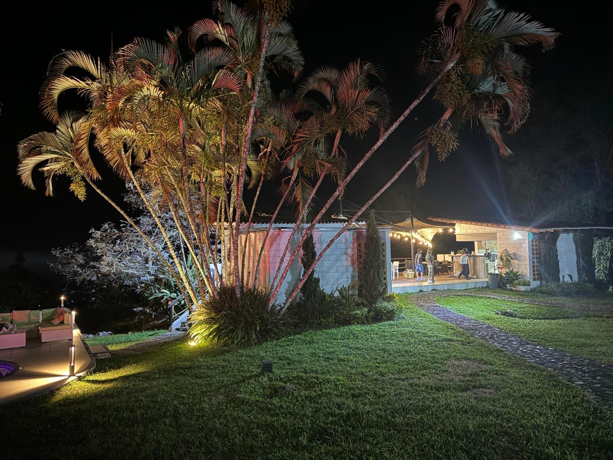 Hotel Maca Lago คาลิมา ภายนอก รูปภาพ