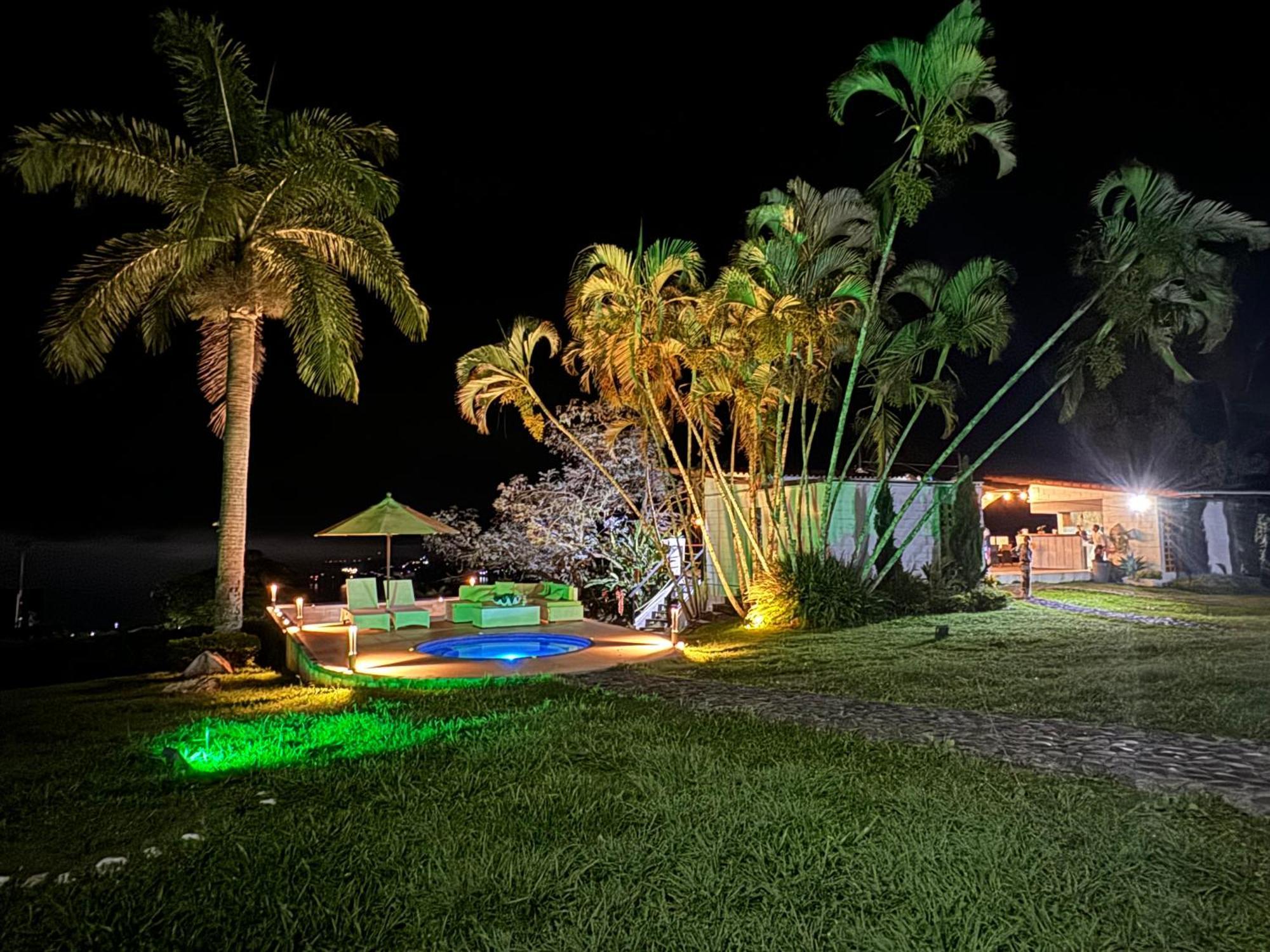 Hotel Maca Lago คาลิมา ภายนอก รูปภาพ