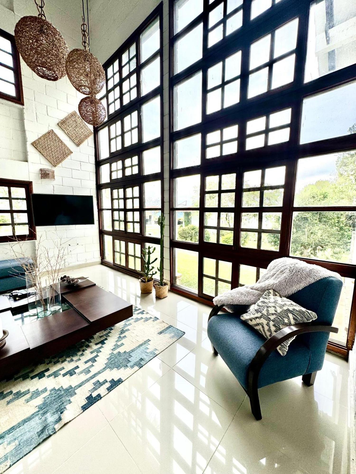 Hotel Maca Lago คาลิมา ภายนอก รูปภาพ