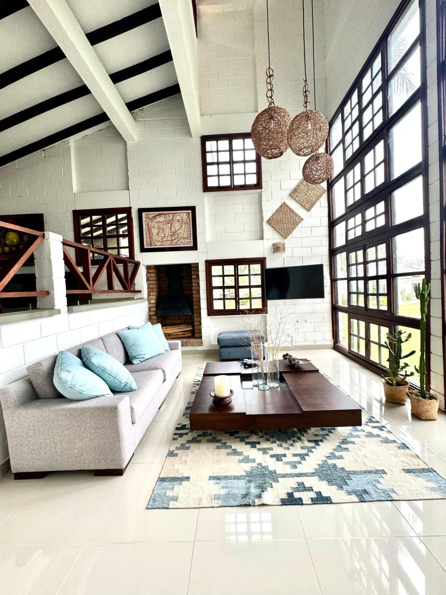 Hotel Maca Lago คาลิมา ภายนอก รูปภาพ